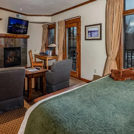 Lodge At Whitefish Lake Exterior foto
